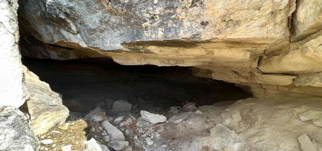 Ladopouli Cave in Anogyra Village